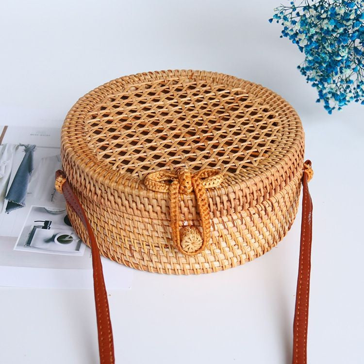 Image of Pastoral Style Woven Rattan Hollow Crossbody Bag